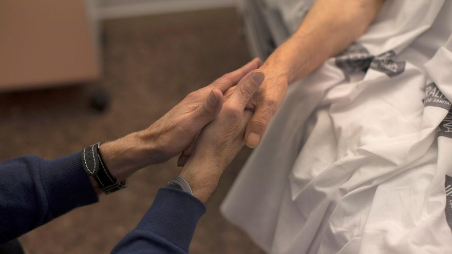Sanitarios que practican la eutanasia: “No es acabar con la vida de alguien, sino con su sufrimiento”
