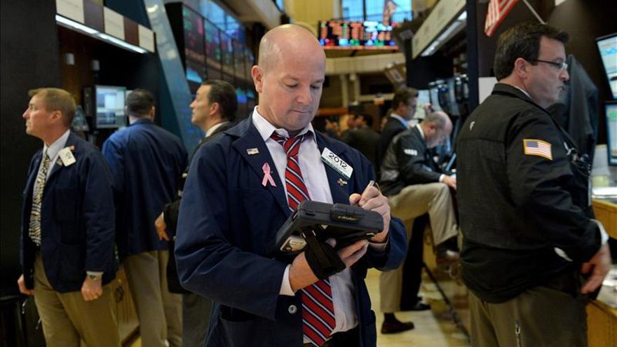 Wall Street abre con una subida del 0,29 por ciento confiando en Bernanke