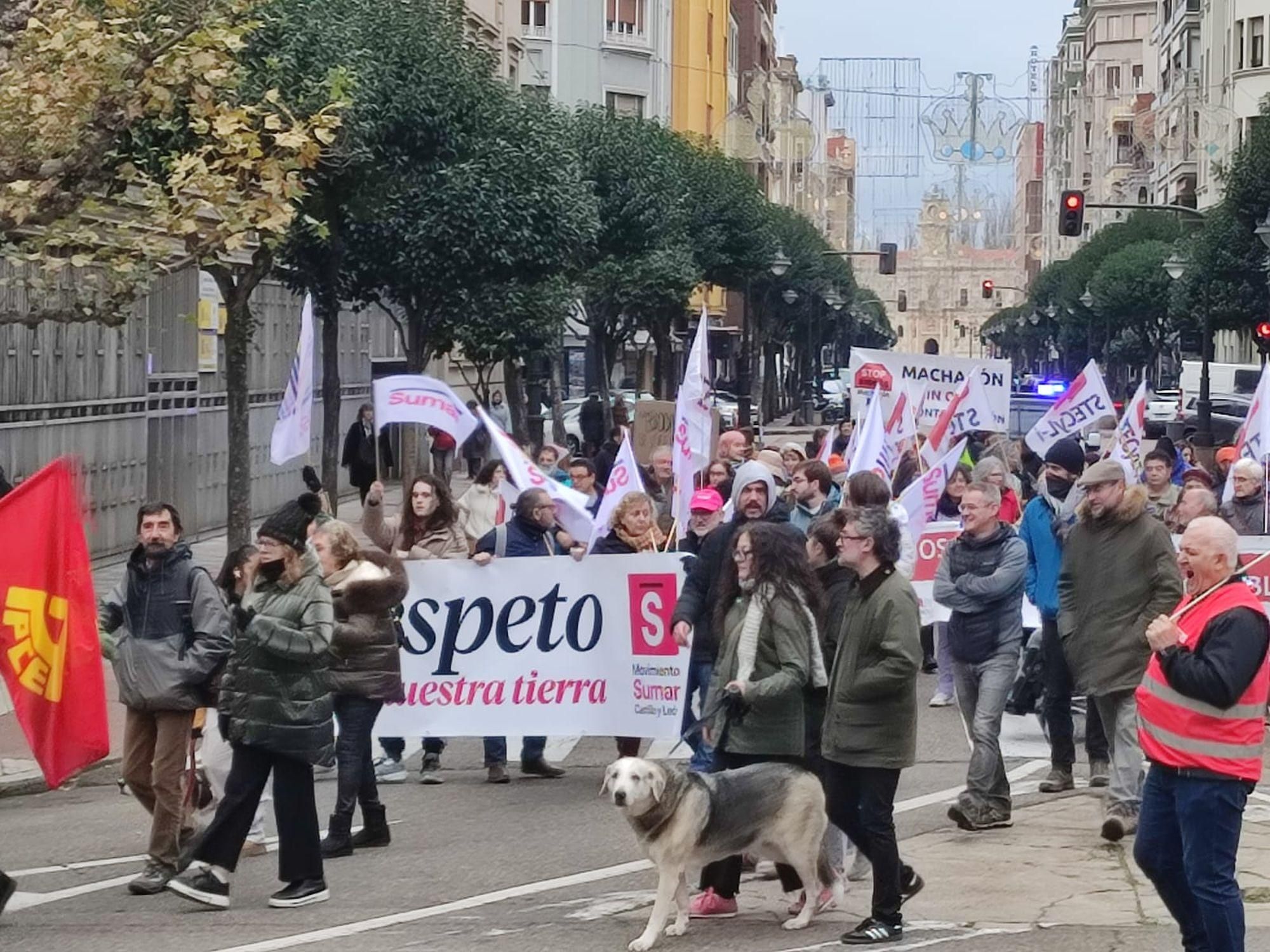 Manifestación en León contra las políticas de incendios forestales de la Junta