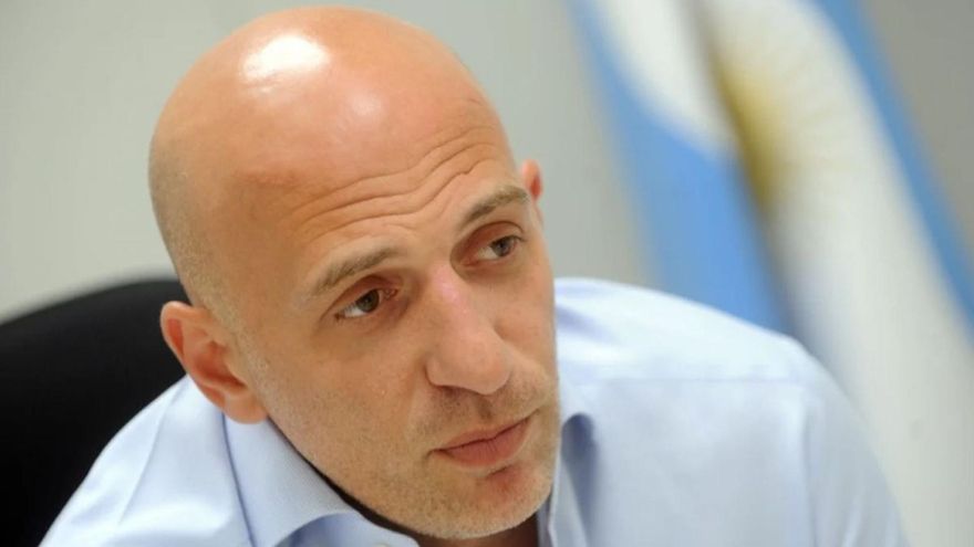 Yacobitti criticó a los “radicales con Peluca” que fueron a la Rosada y dijo que en 2025 podrían ser candidatos de La Libertad Avanza