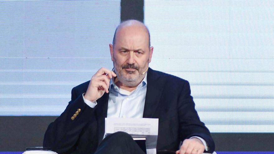 Sturzenegger confirmó  la reducción de 3.000 empleados en la AFIP y explicó como será la ARCA