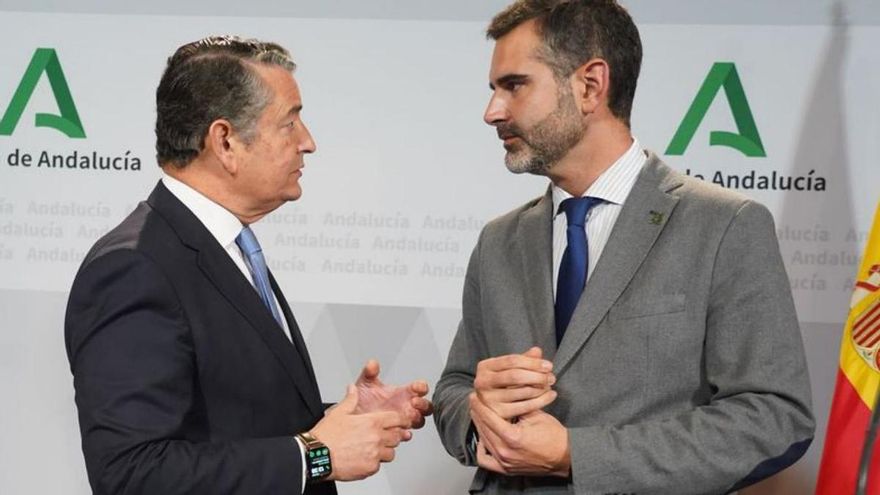 Tres multas y dos tirones de orejas: la Junta de Moreno acumula reproches por uso partidista en periodo preelectoral