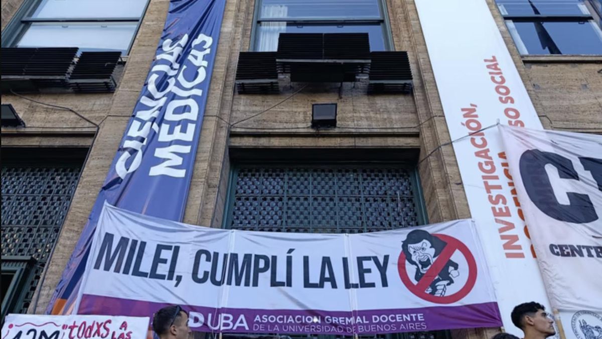 La UBA formalizó el pedido a la Corte Suprema para que “se expida a la mayor brevedad” sobre la Ley de Financiamiento