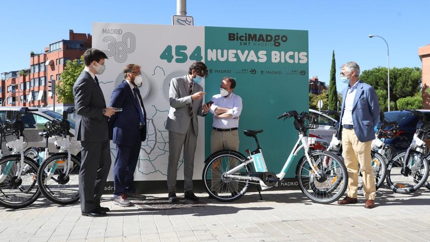 Madrid quita 250 bicicletas de reserva de BiciMAD para destinarlas al nuevo servicio sin base fija, diez veces más caro