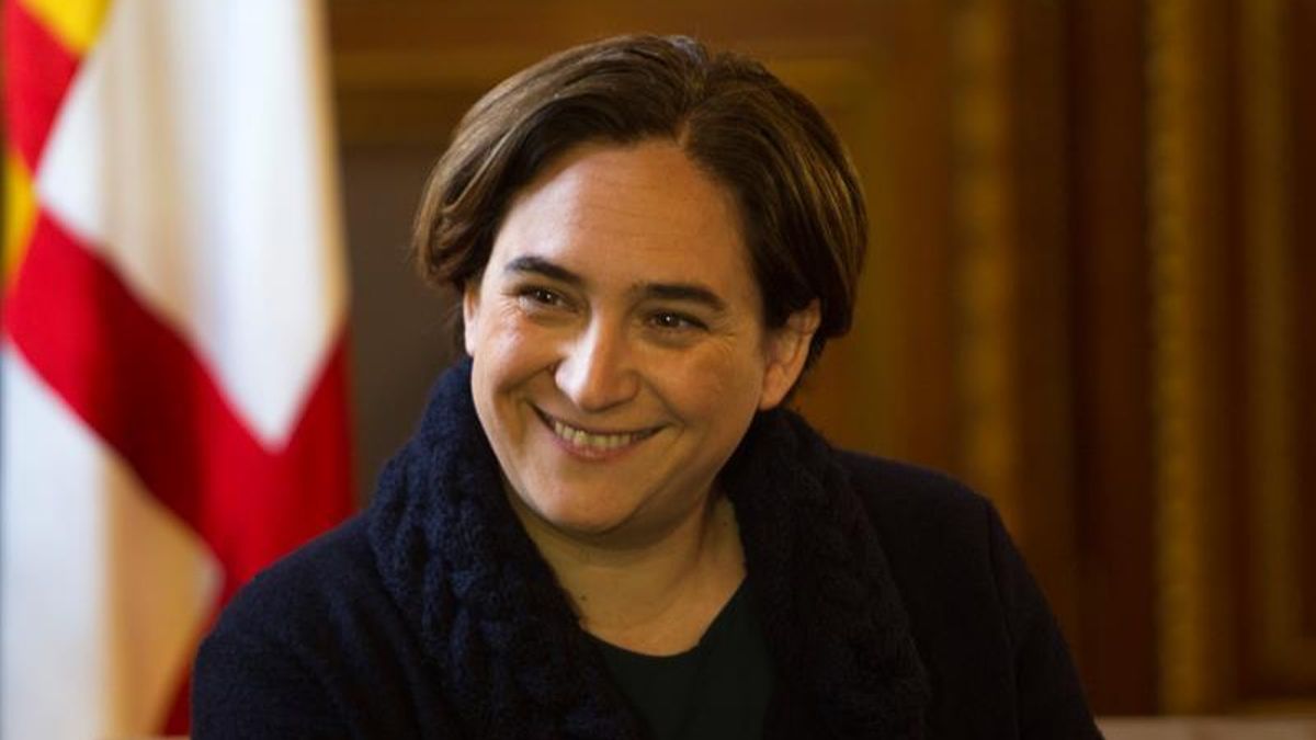 De Que Partido Es Ada Colau