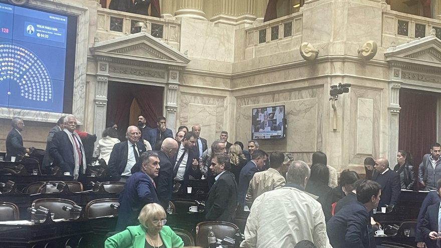 El oficialismo y sus aliados rechazaron la emergencia en Bahía Blanca y evitaron tratar leyes para el Garrahan y las universidades