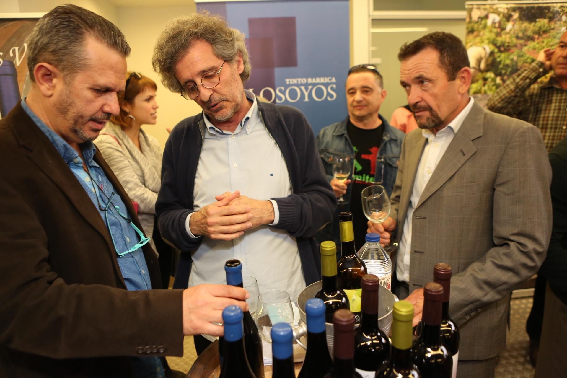 Descorche de la Cosecha 2015. (Alejandro Ramos).