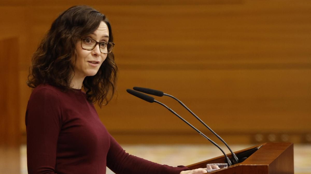 Ayuso da por zanjada la crisis de 'los Pocholos' y la oposición le acusa de pactar con los rectores "al borde del colapso"