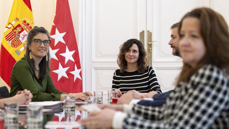 Ayuso mantiene su crítica a Sánchez por la gestión de la migración e insiste:hay denuncias