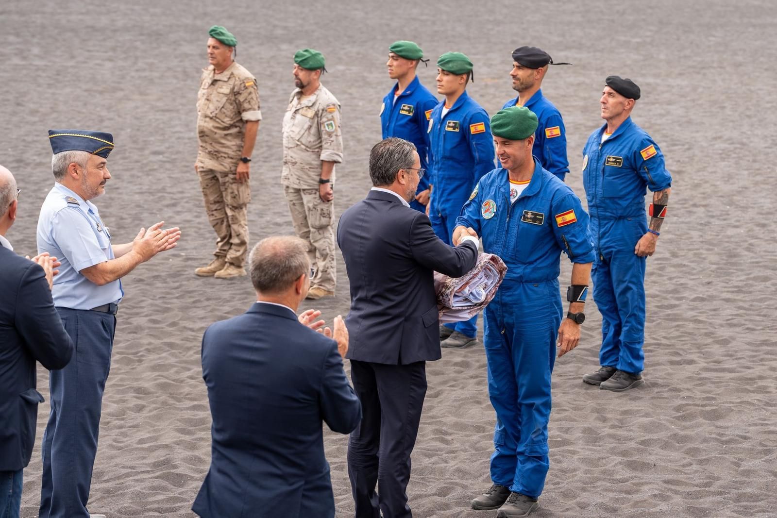 El Ejército del Aire y del Espacio participa en las fiestas de la LXX Bajada de la Virgen de las Nieves.