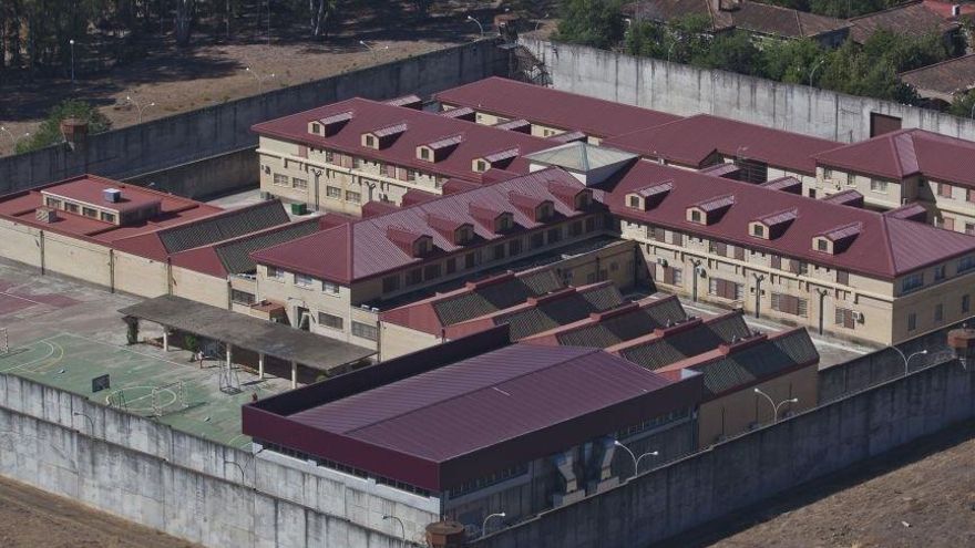 El hallazgo de amianto pone en jaque la apertura del nuevo psiquiátrico penitenciario de Sevilla para 2027