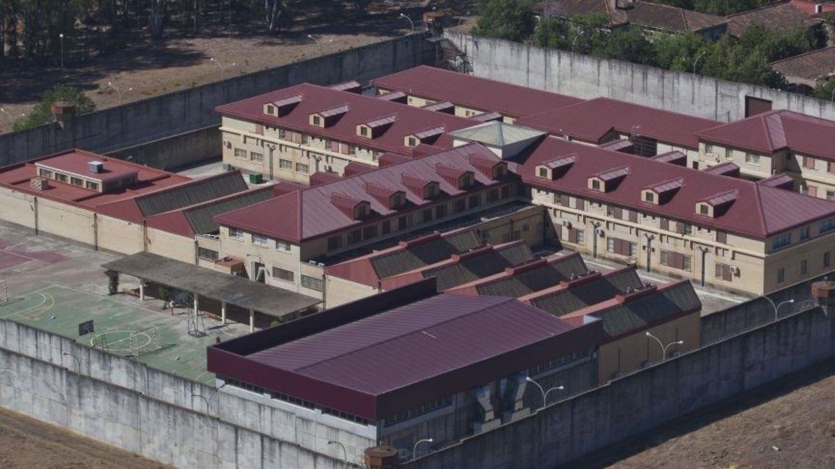 El hallazgo de amianto pone en jaque la apertura del nuevo psiquiátrico penitenciario de Sevilla para 2027