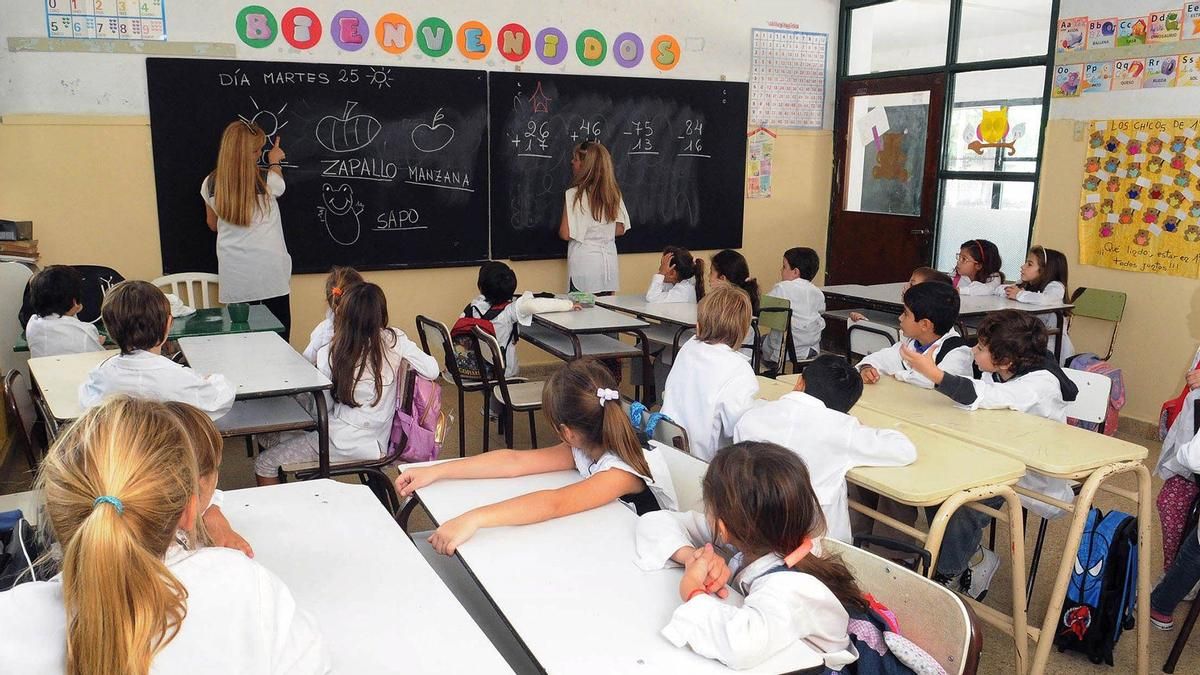 Modifican las reglas para el control de ingreso de los docentes a las escuelas porteñas.