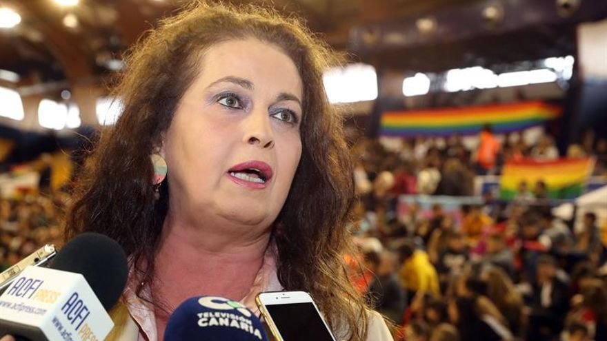 Carla Antonelli avisa del riesgo de "involución" en España de derechos LGTBI