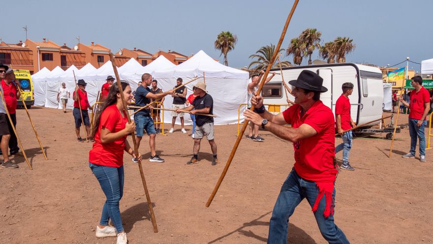 Actividades deportivas tradicionales de los antiguos pobladores canarios en la fiesta del Beñesmer