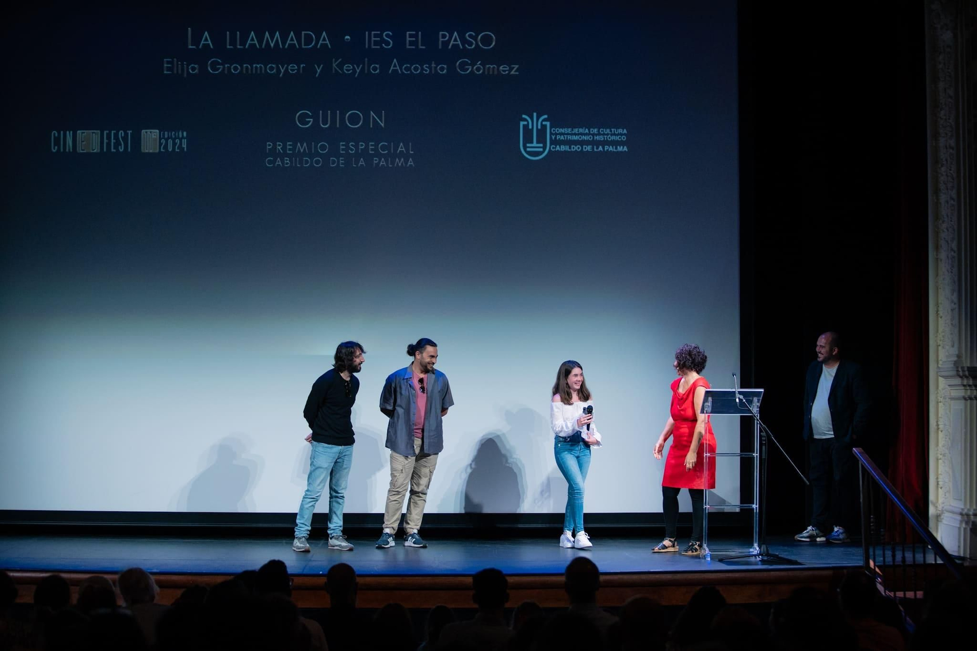 Mejor Guion, por 'La llamada', realizado por Elija Gronmayer y Keyla Acosta Gómez, ambas alumnas de 1º de ESO del IES El Paso.