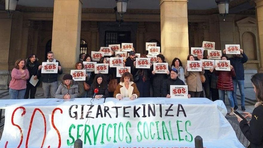Trabajadoras de servicios sociales de Donostia desconvocan la huelga tras un preacuerdo que aumenta la plantilla