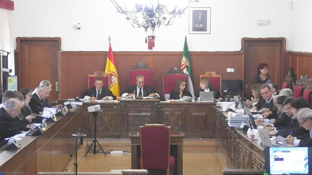 El jefe de la UCO sugiere sin aportar pruebas que la creación de la plaza de David Sánchez partió de "un nivel superior con capacidad política"