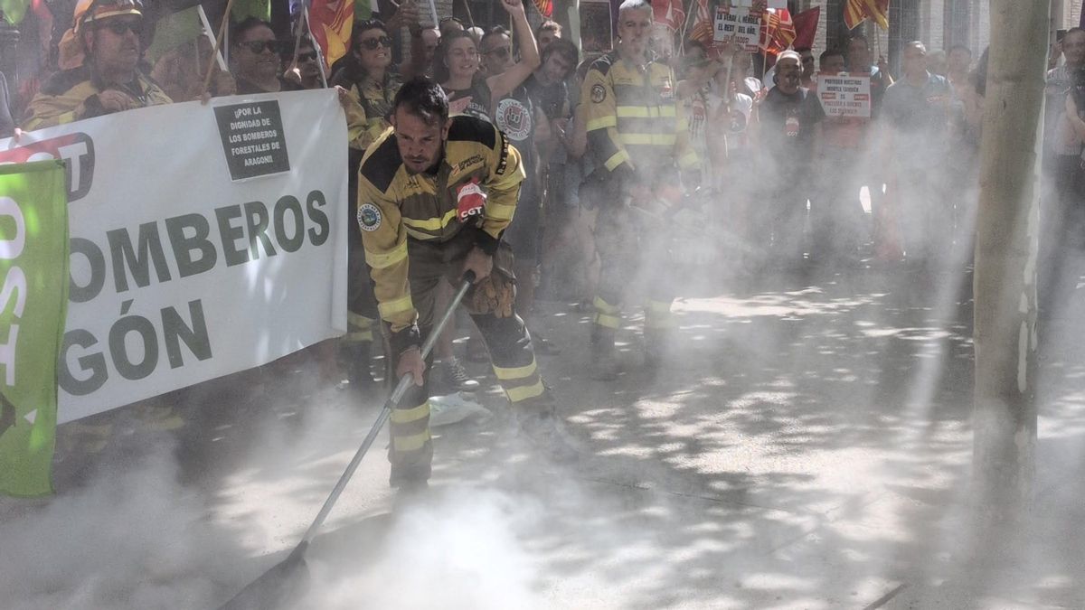 El operativo de extinción de incendios de Aragón intensificará las protestas tras una reunión "sin acuerdos" con el Gobierno