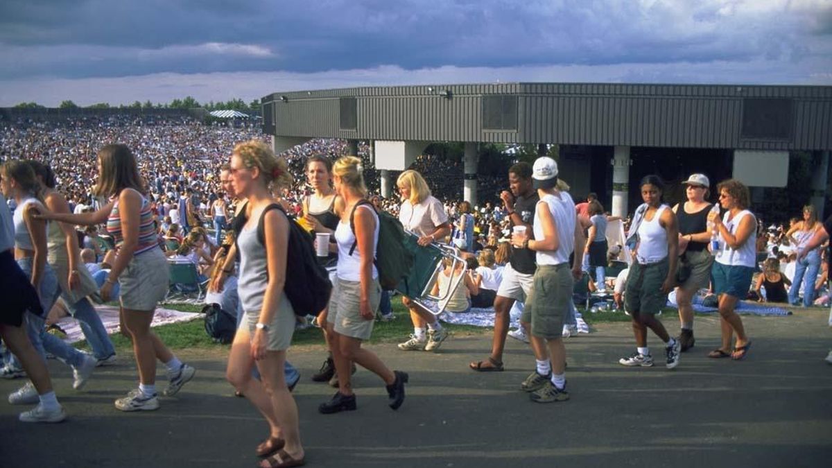 Festival Lilith Fair, en el Tweeter Center en Mansfield, el 22 de septiembre de 1998.