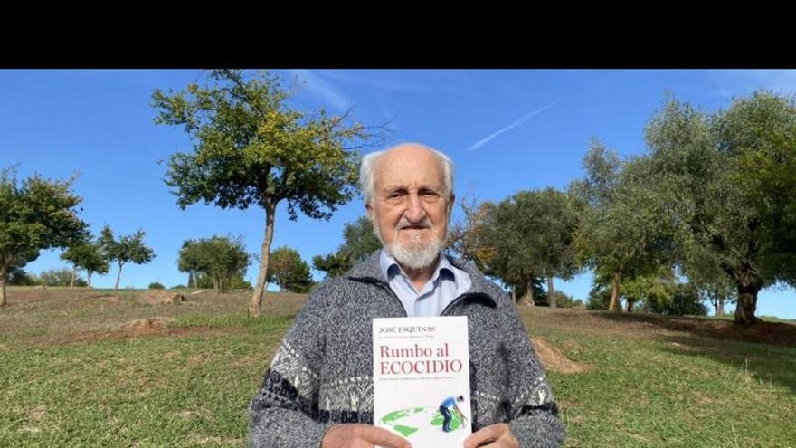 'Rumbo al ecocidio', una guía para cambiar el destino de la humanidad:  "Hay un riesgo más real que nunca de desaparición de la especie humana"