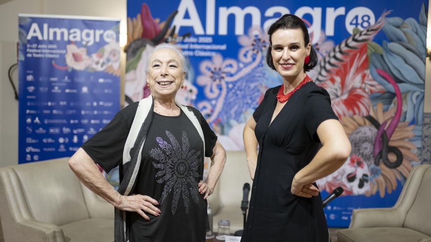 Cristina Hoyos, emocionada por recibir en Almagro el reconocimiento del mundo del teatro