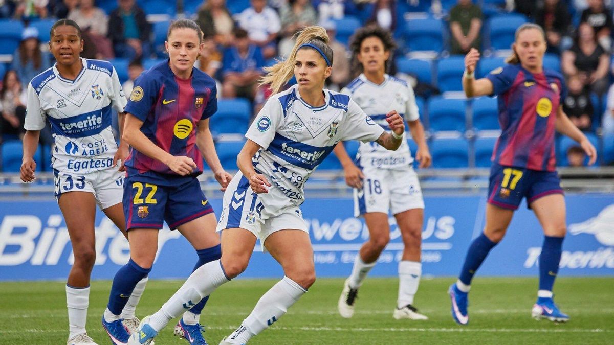 El Costa Adeje Tenerife cae con polémica ante el todopoderoso FC Barcelona