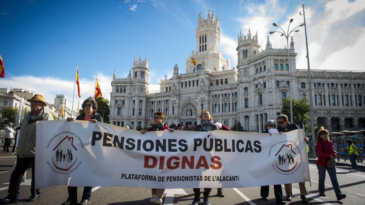 Manifestación por las pensiones públicas en una imagen de archivo