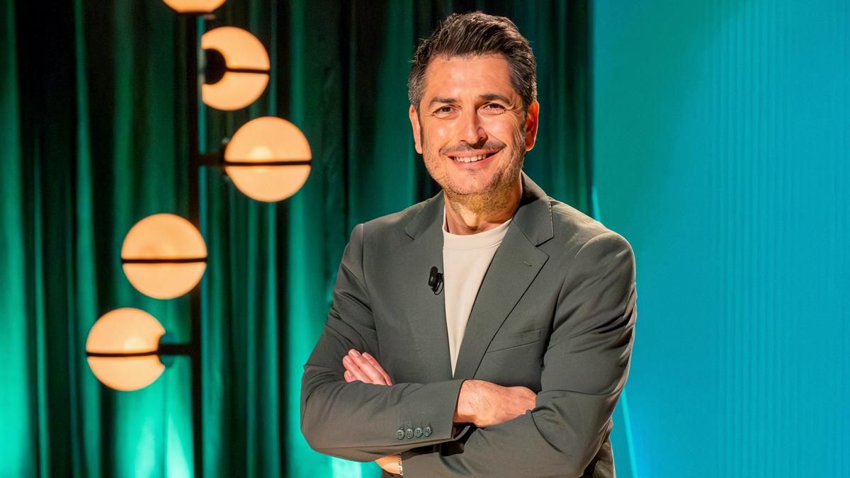 RTVE confía a Carlos del Amor 'El año en que naciste', programa de la productora de 'Polònia' que salta desde La 2 Cat