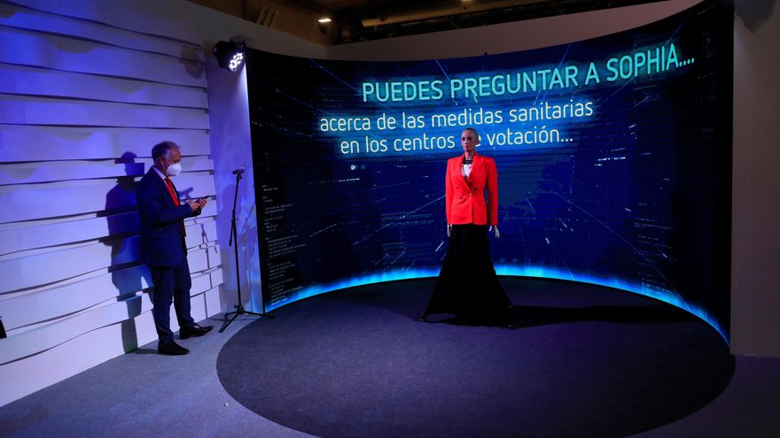 Madrid estrena la inteligencia artificial en elecciones con el robot Sophia