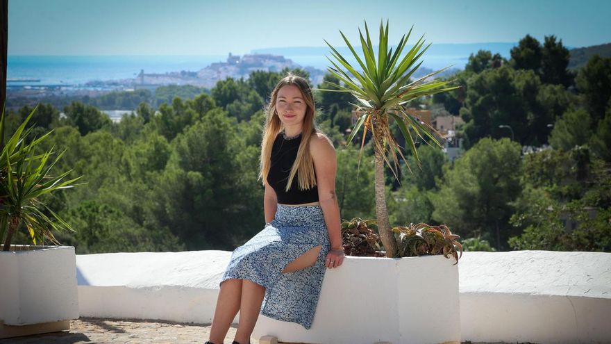 La joven tras la histórica manifestación contra la ampliación del aeropuerto de Ibiza: "No era solo gente de izquierdas"