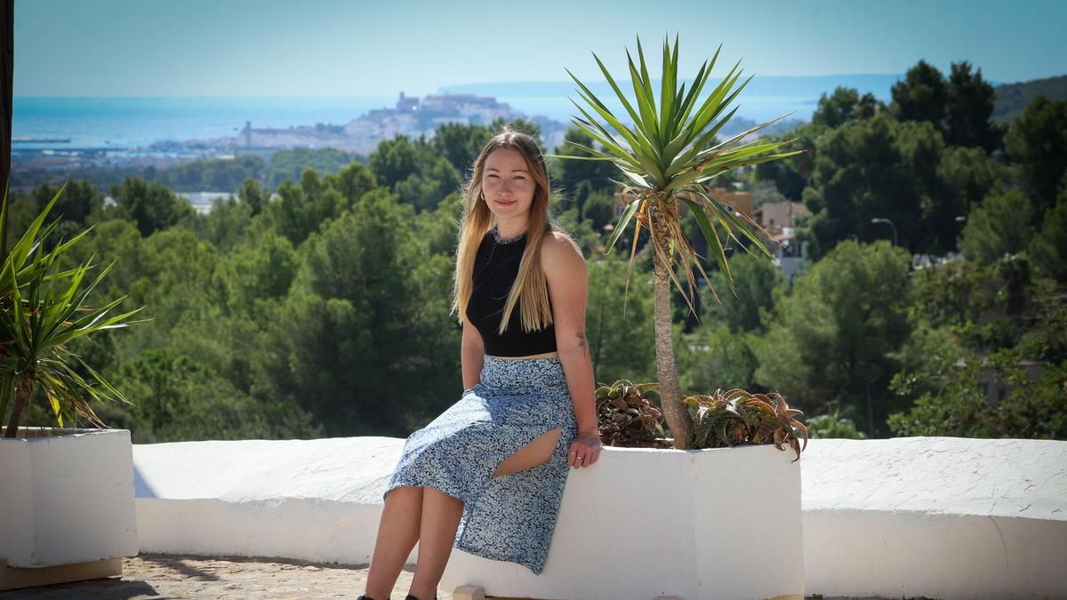 La joven tras la histórica manifestación contra la ampliación del aeropuerto de Ibiza: "No era solo gente de izquierdas"