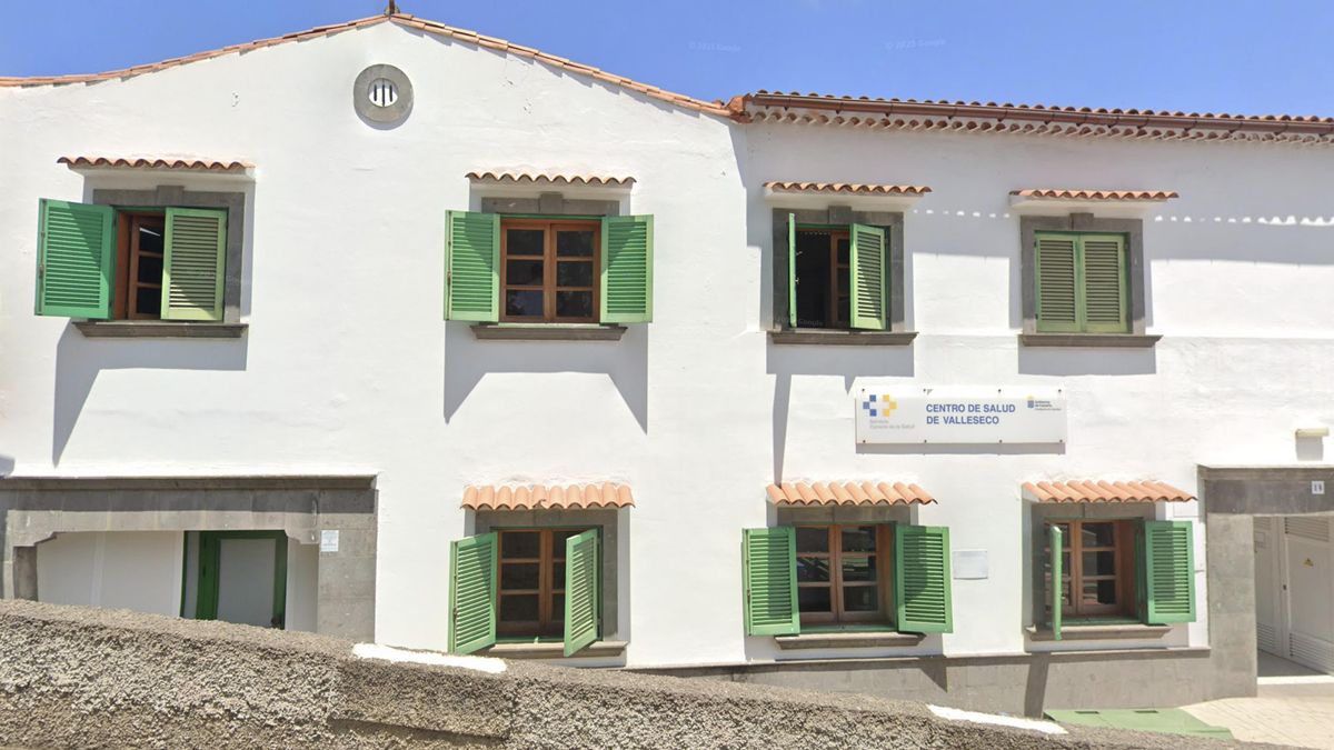 Valleseco impulsa una iniciativa para la vacuna de la gripe y la COVID-19 que evita desplazamientos a la población de riesgo