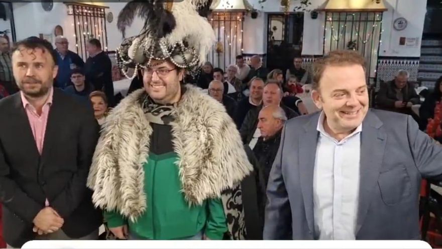 Los peñistas eligen al rey Baltasar de la Cabalgata de Córdoba