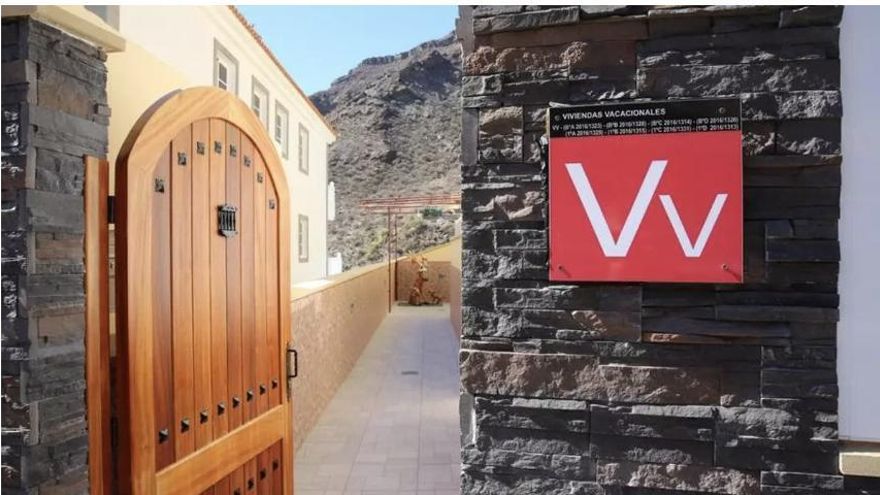 Las inscripciones diarias de viviendas vacacionales en Canarias se disparan un 40% tras el anuncio de la nueva ley