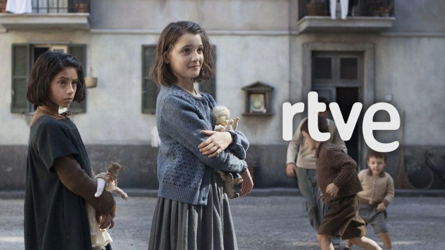 RTVE premia a 'La amiga estupenda', que tendrá una "noche especial" en La 1 tras su exitoso estreno en La 2