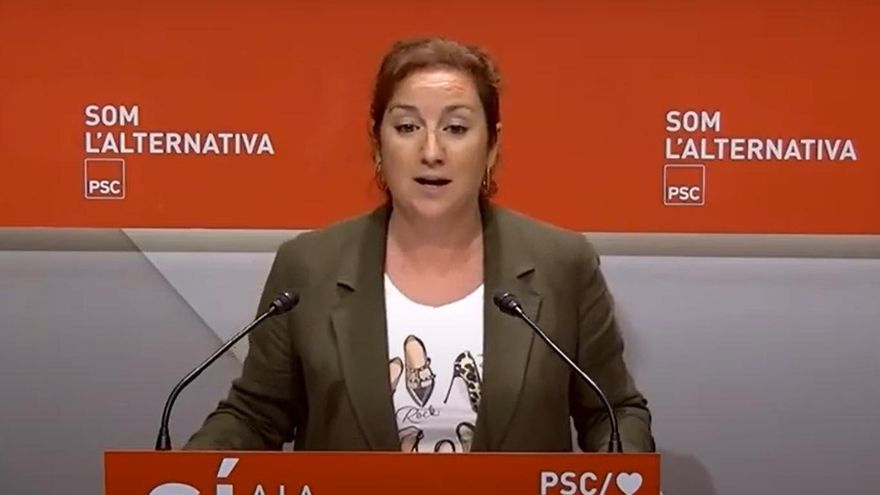 La portavoz del PSC en el Parlament, Alícia Romero, en rueda de prensa en la sede del PSC.