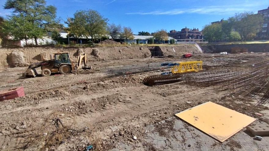 Los presupuestos para Arganzuela en 2025: obras en las piscinas, nuevo huerto urbano, pasarela y pistas de pádel