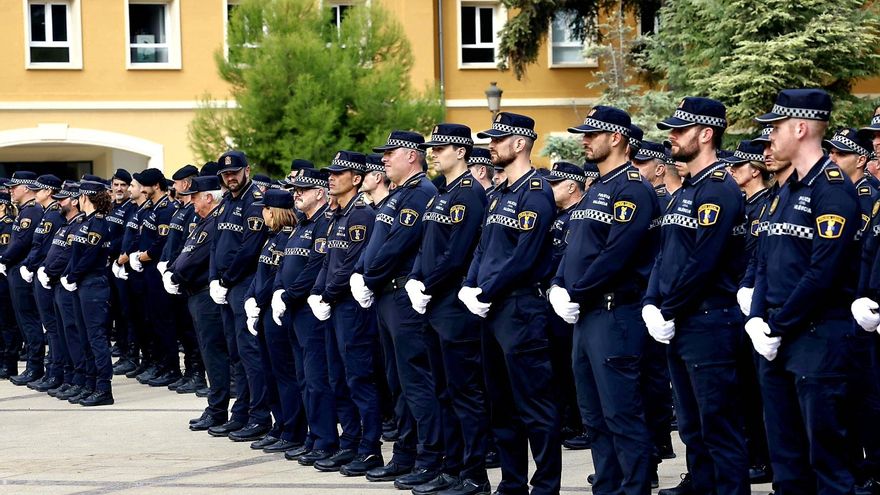 Más de 30.000 euros por una plaza: el mercado negro de las permutas de la Policía Local de València