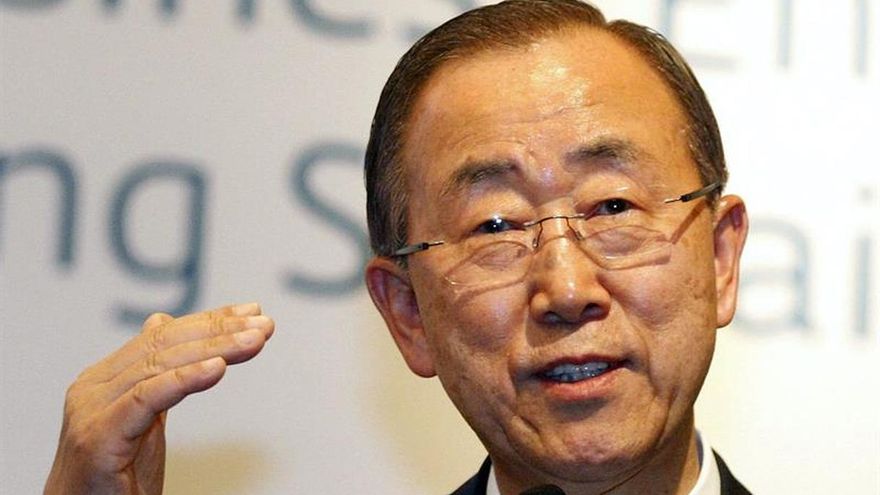 Ban Ki-moon pide respetar la dignidad de las mujeres en la polémica por el "burkini"