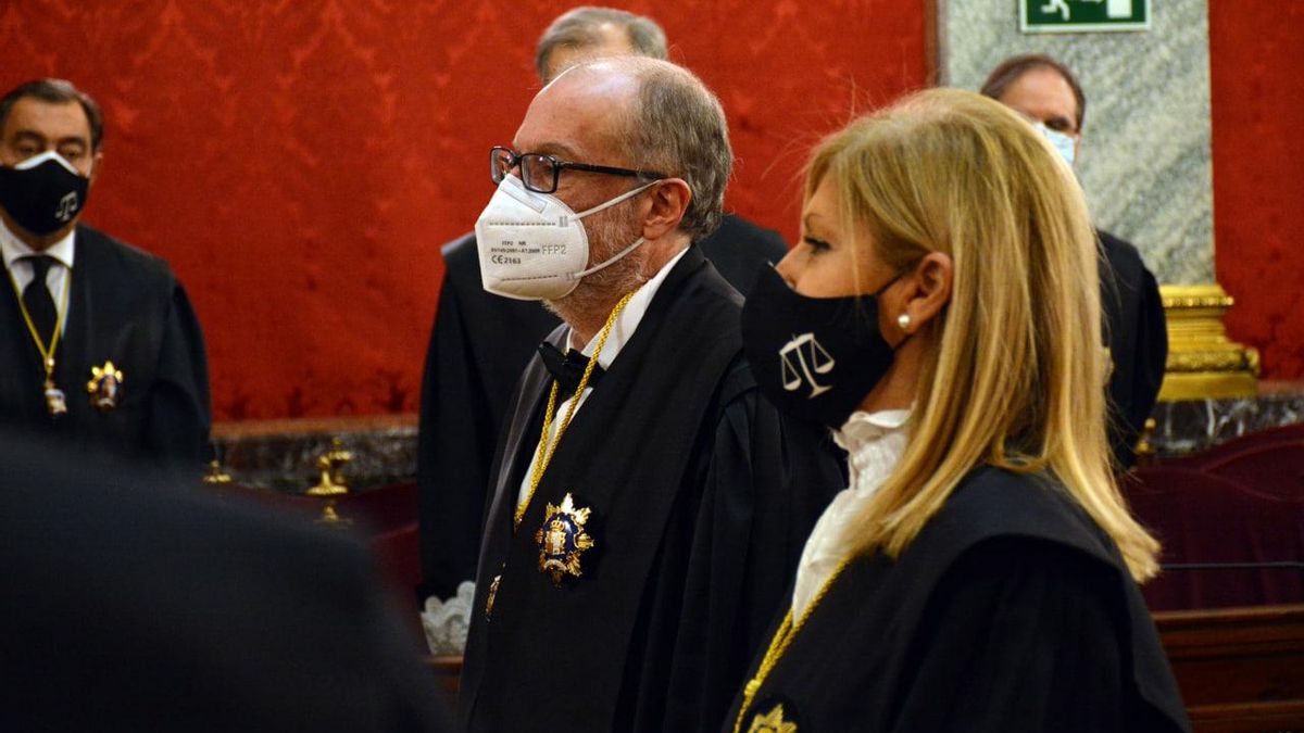 Leopoldo Puente, amadrinado por Susana Polo, toma posesión como magistrado del Tribunal Supremo en 2020.