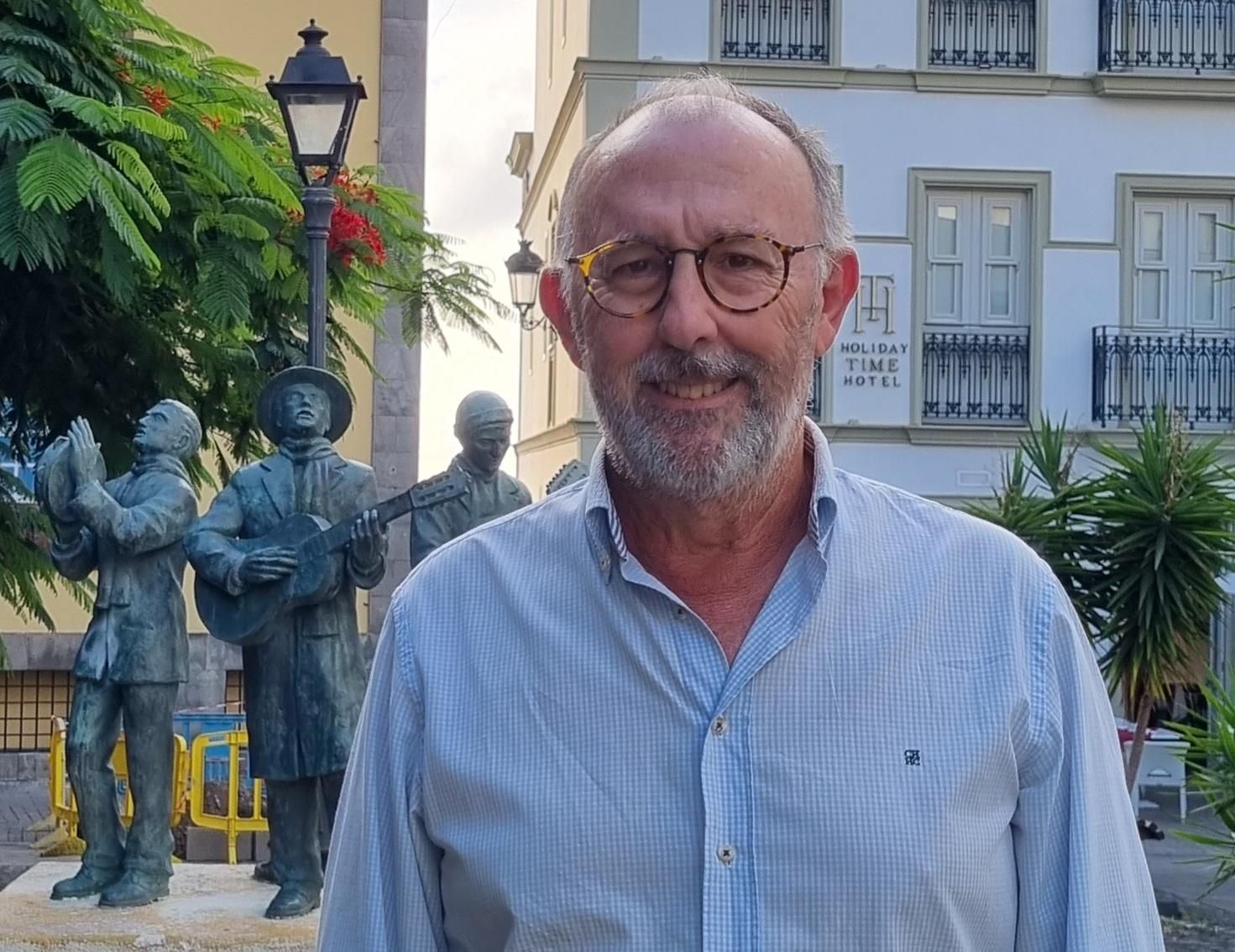 El catedrático de Historia Facundo Daranas.