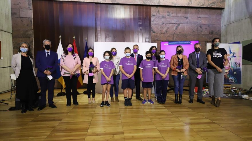 Acto por el 25N en el Gobierno de Canarias.