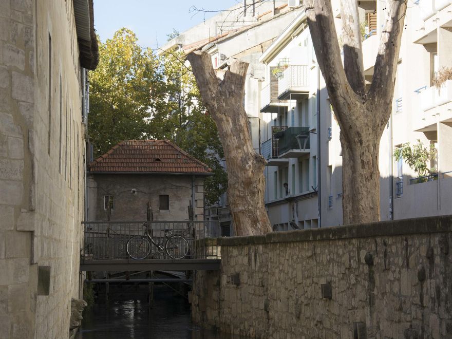 Canal en la Calle de los Tintoreros.