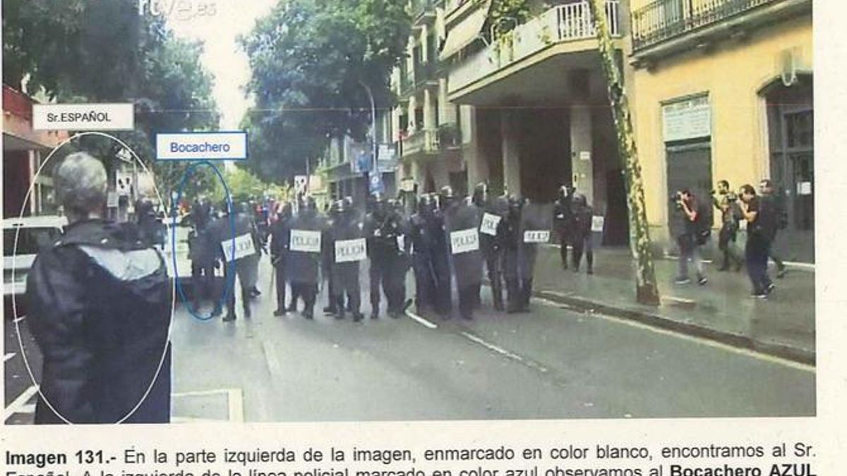 Primer disparo del agente hacia Español, antes del tiro que le hirió en el ojo
