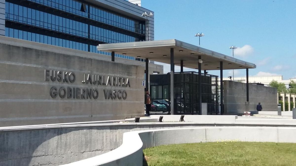 El Gobierno vasco abonará en enero los atrasos de 2025 por la subida salarial del 2,5% de su personal