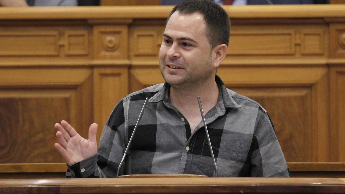 Llorente afea a Molina no consultar ni a Grupo Parlamentario ni a Consejo Político de Podemos la enmienda a presupuestos