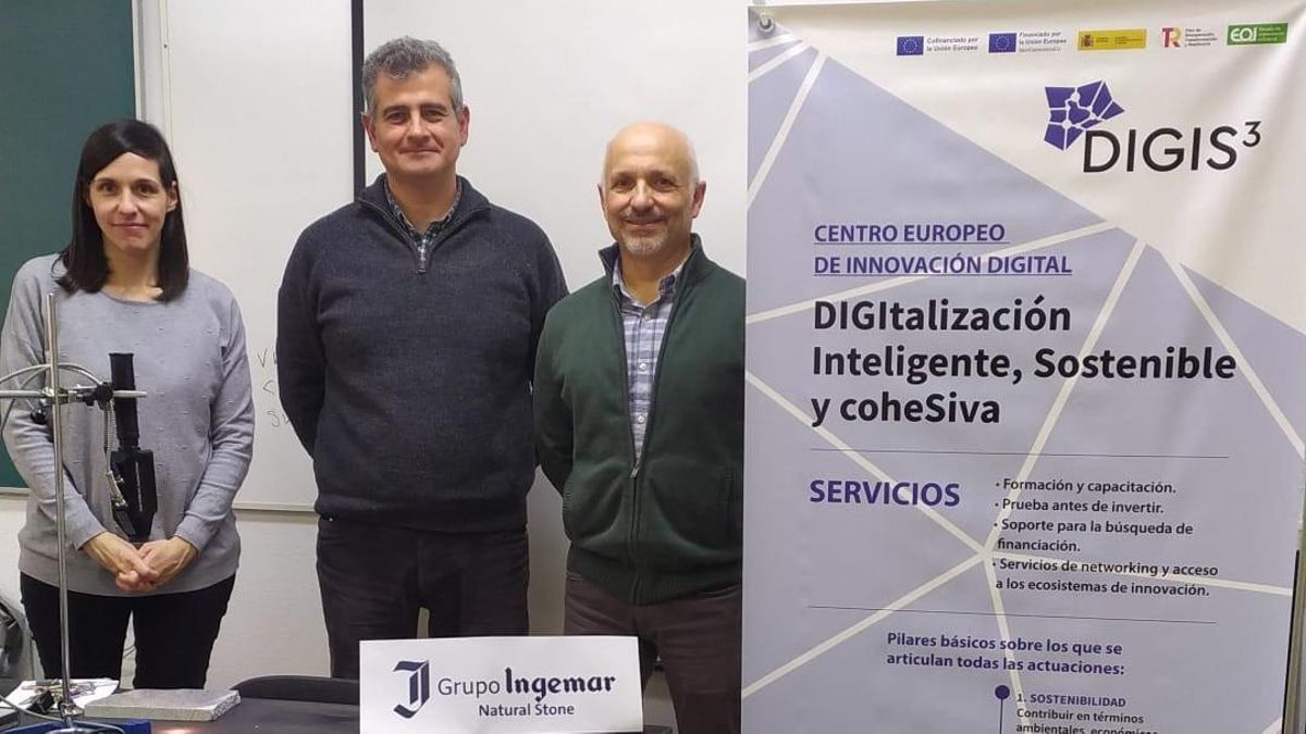 Investigadores y geólogos del grupo de Investigación Q-GEO.