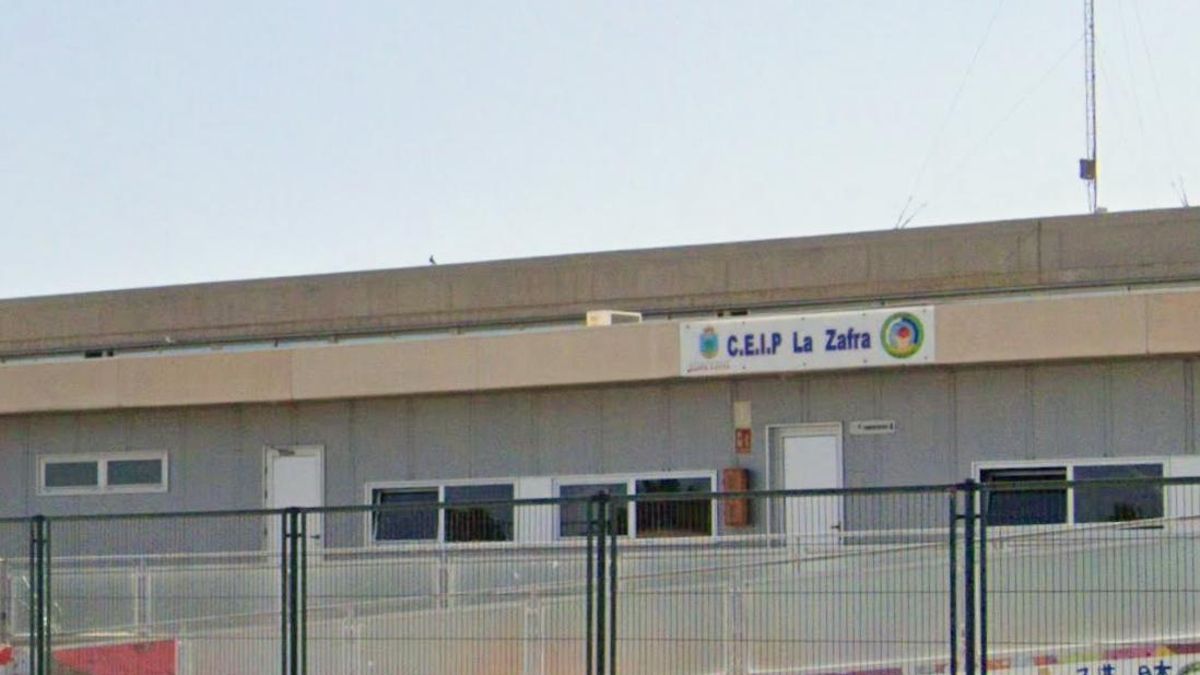 La Policía refuerza la vigilancia en un colegio de Gran Canaria por amenazas a un menor, al profesorado y a algunas familias