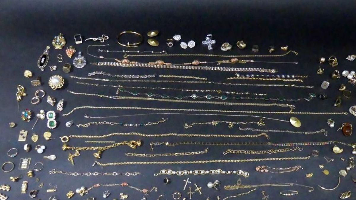 Detenida una auxiliar de ayuda a domicilio por sustraer joyas a ancianos con dependencia en Asturias